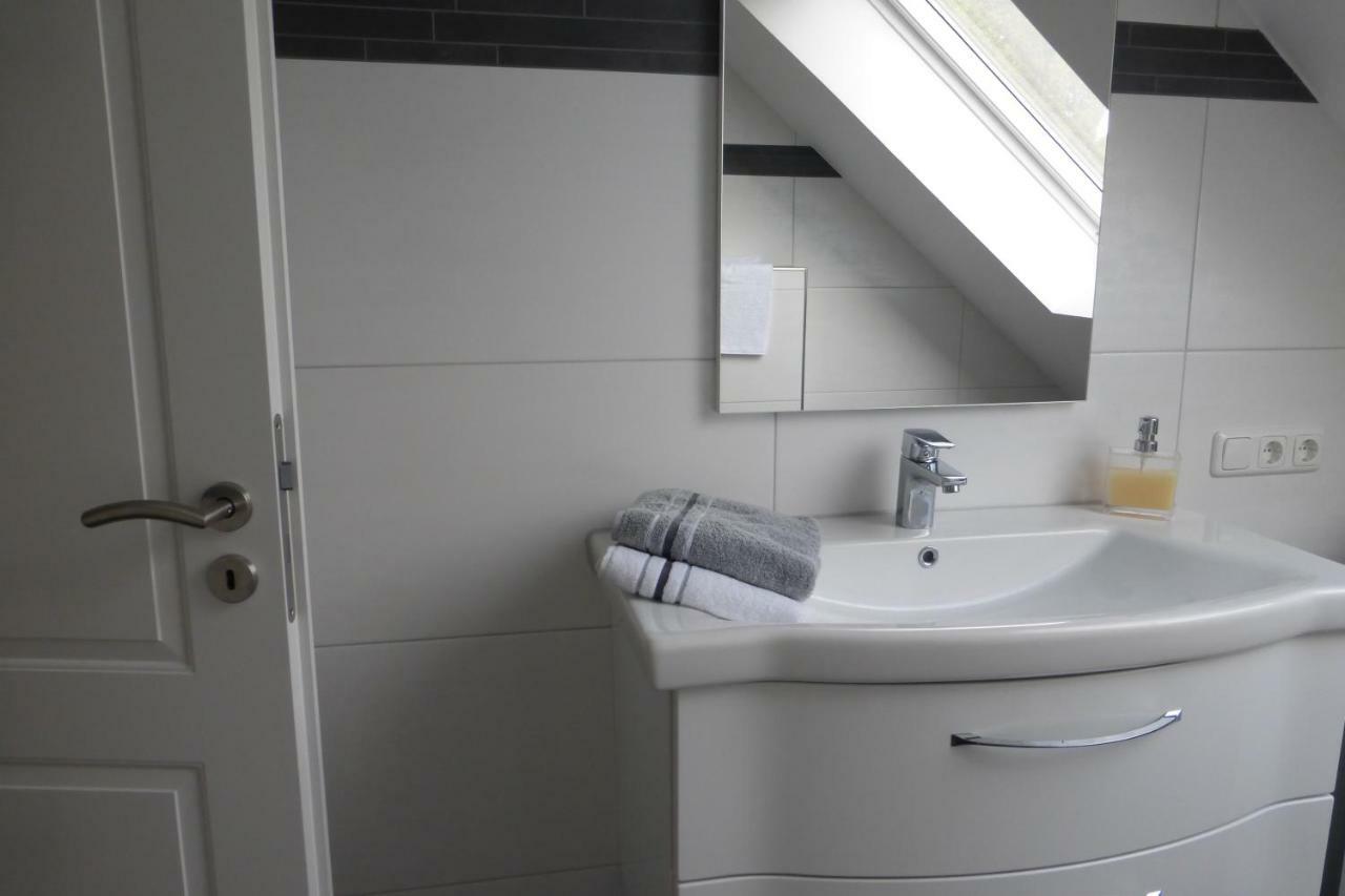 Ferienwohnung Am Eifelsteig 로에트겐 외부 사진